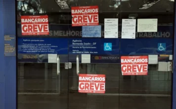 Greve da Caixa continua após rejeição de proposta
