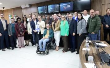 Unesc recebe homenagem da Câmara de Içara pelos 58 anos