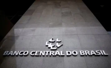 Banco Central liquida duas corretoras ligadas ao caso Master