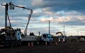 Mais de 5 mil clientes estão sem energia no Litoral Norte do RS