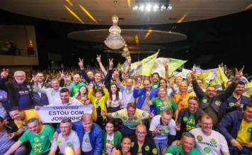 Jorginho reúne prefeitos e apoiadores em Criciúma