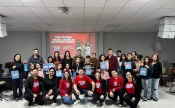 Mercadão dos Óculos beneficia crianças com projeto social