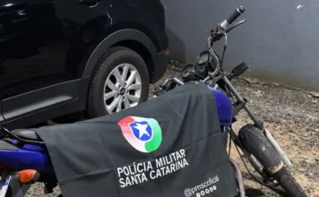 Motocicleta furtada é recuperada em Araranguá