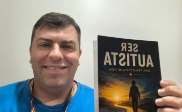 Professor de Santa Rosa do Sul lança autobiografia sobre autismo