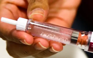 Anvisa proíbe insulina e peptídeos irregulares